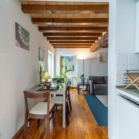 Apartment Parakeet House, Terrazzo In Centro