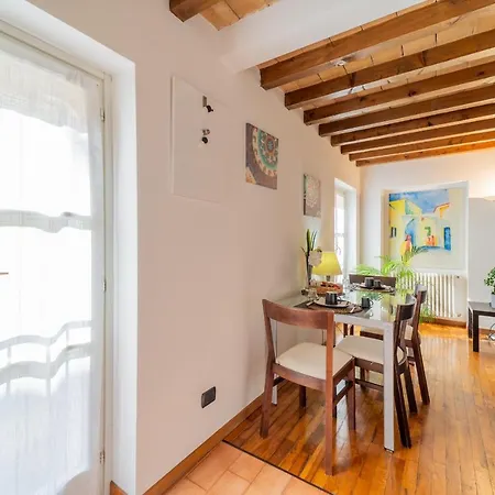 Parakeet House, Terrazzo In Centro Apartment Parma